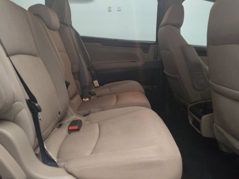 Used 2019 Honda Odyssey EX image 19