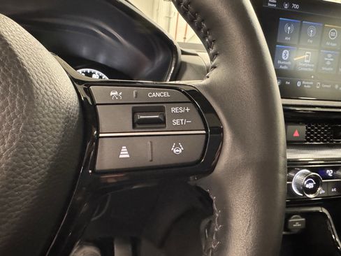 Used 2025 Honda CR-V EX-L image 14