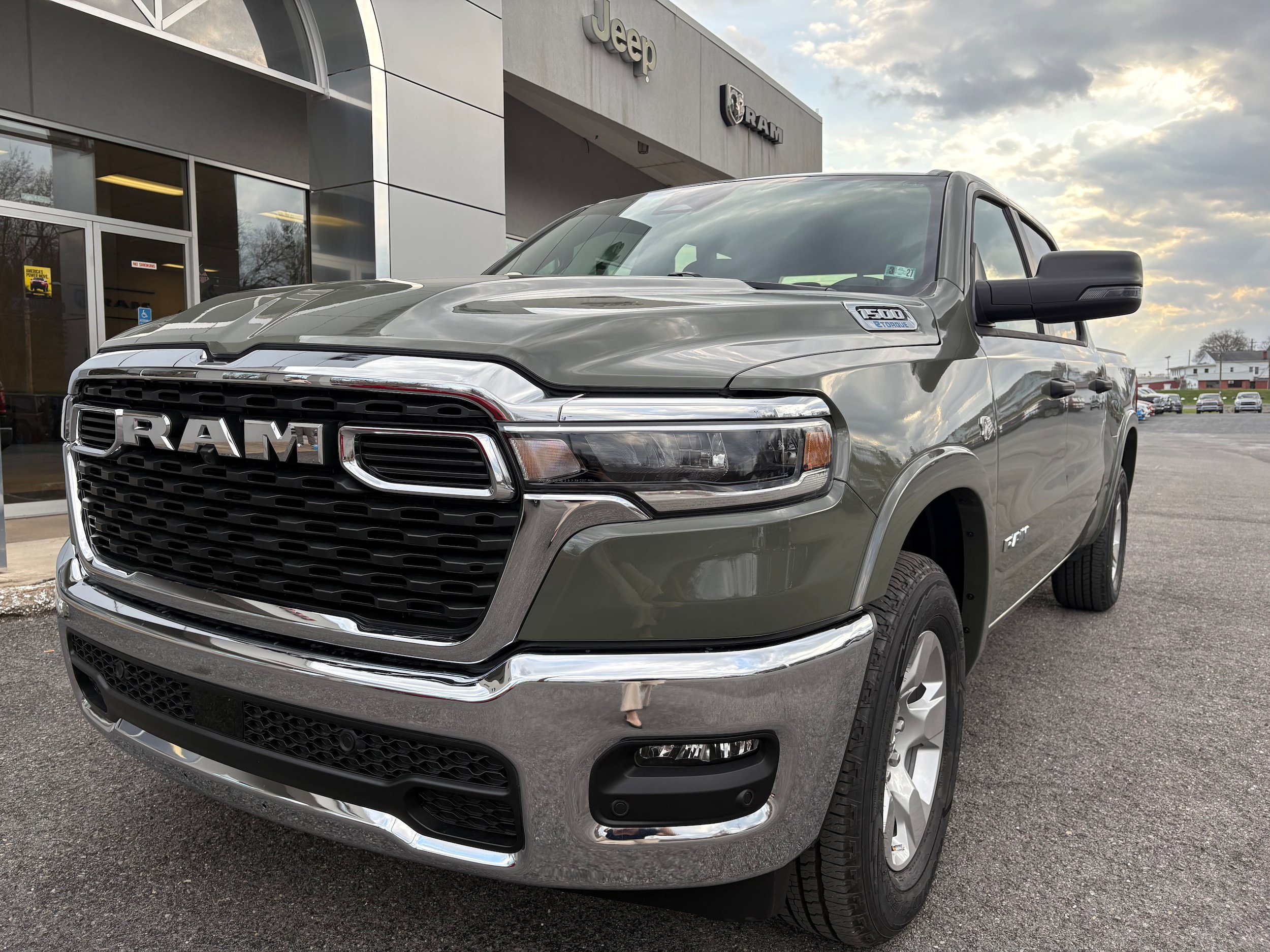 New 2026 RAM 1500 Big Horn AWD/4WD image 3