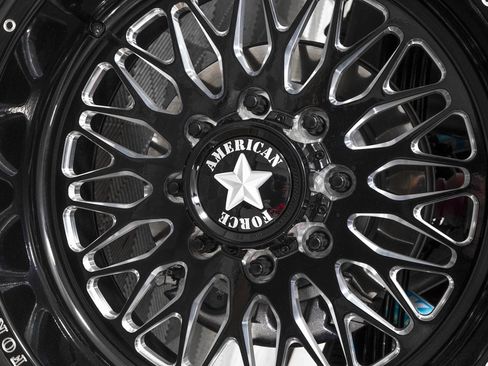 Used 2025 GMC Sierra 2500 Denali w/ Denali Reserve Package image 35