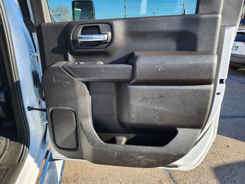 Used 2023 Chevrolet Silverado 2500 LT w/ Convenience Package image 10