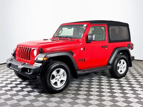 Used 2021 Jeep Wrangler Sport S image 4