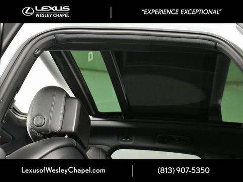 Used 2019 Porsche Cayenne image 38