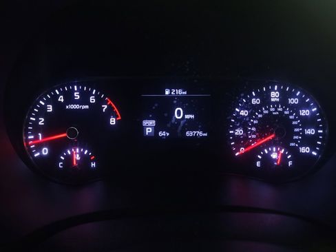 Used 2020 Kia Soul EX image 23