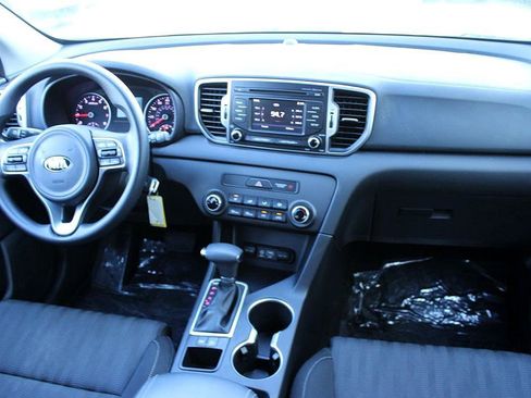 Used 2017 Kia Sportage LX image 13