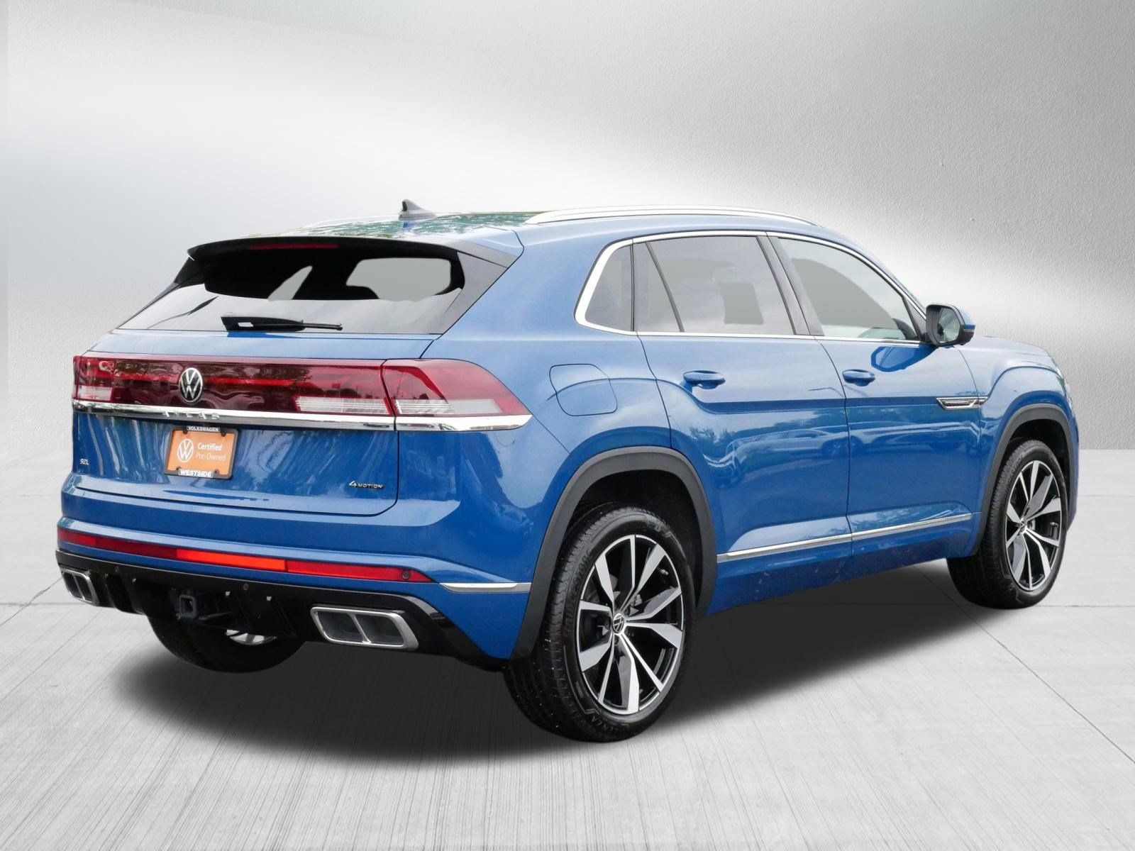 Certified 2026 Volkswagen Atlas Cross Sport SEL Premium R-Line AWD/4WD image 7