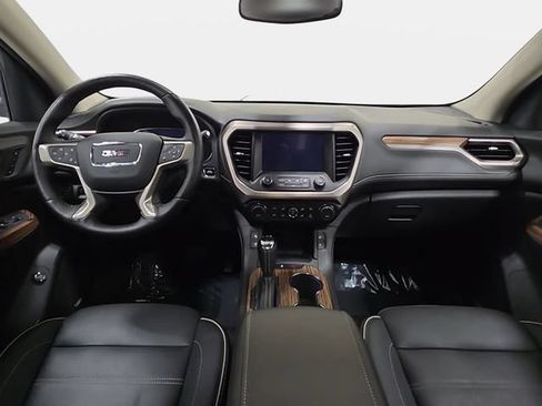 Used 2019 GMC Acadia Denali w/ Technology Package AWD/4WD image 10