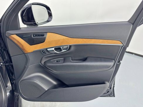 Used 2020 Volvo XC90 T8 Inscription image 45