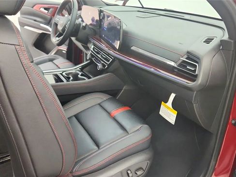 New 2026 Chevrolet Traverse RS image 36