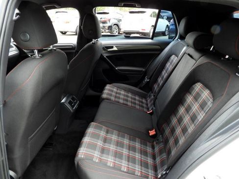 Used 2020 Volkswagen GTI S image 29