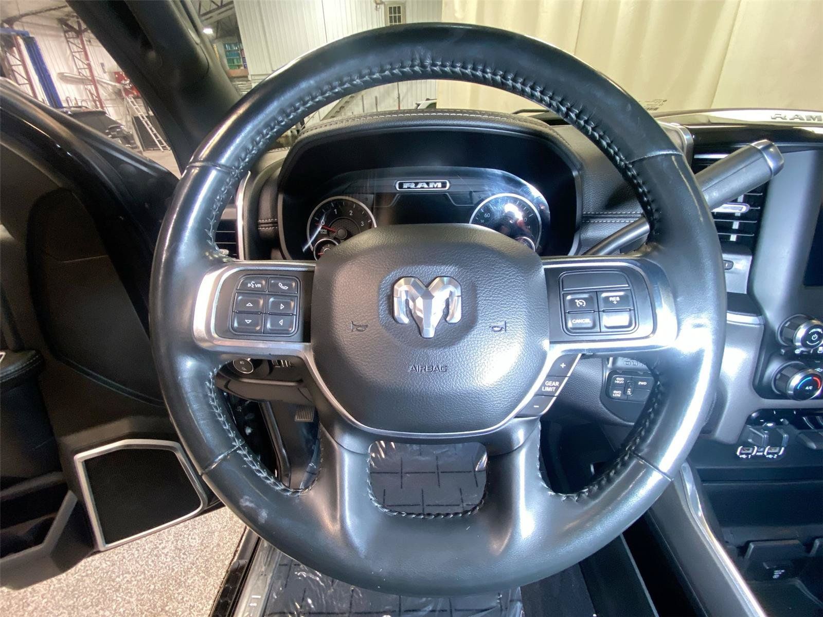 Used 2020 RAM 2500 Laramie w/ Night Edition AWD/4WD image 16