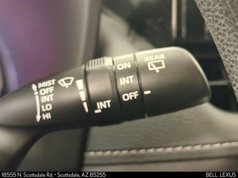 Used 2021 Toyota RAV4 XLE FWD image 30