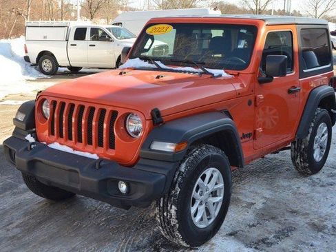 Used 2023 Jeep Wrangler Sport S image 4