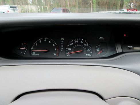 Used 2003 Toyota Avalon XL image 11