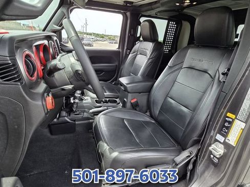 Used 2023 Jeep Gladiator Sport AWD/4WD image 9