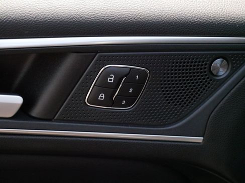 Used 2024 Ford Edge Titanium AWD/4WD image 19