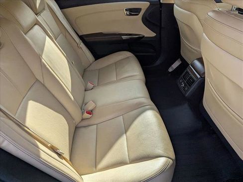 Used 2013 Toyota Avalon Limited image 19