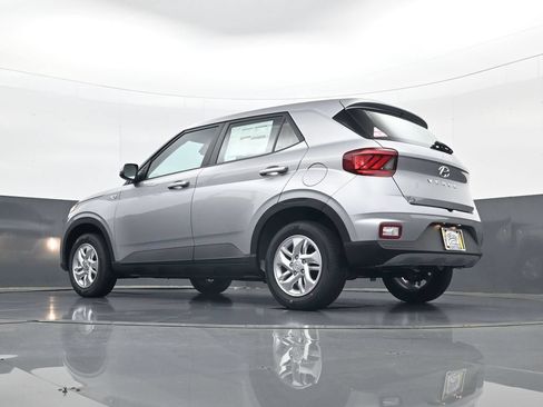 New 2026 Hyundai Venue SE FWD image 27