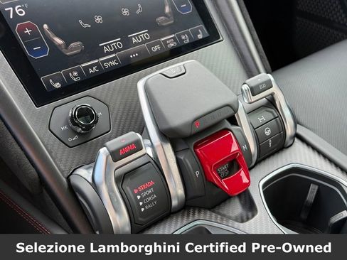 Used 2024 Lamborghini Urus Performante AWD/4WD image 36