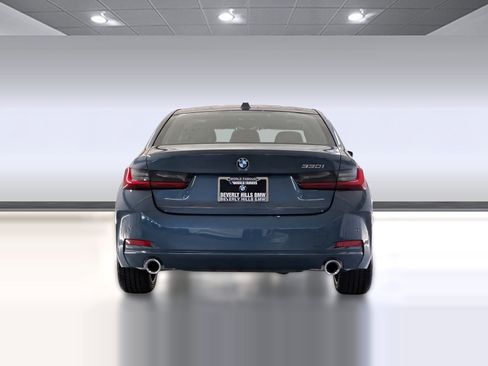 New 2026 BMW 330i Sedan w/ Convenience Package image 10