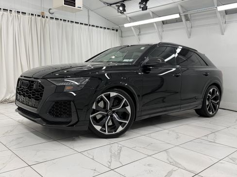 Used 2024 Audi RS Q8 4.0T image 6