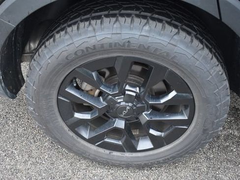 Certified 2025 Kia Telluride AWD image 11