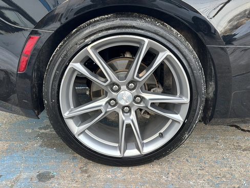 Used 2020 Chevrolet Camaro LT w/ RS Package image 38