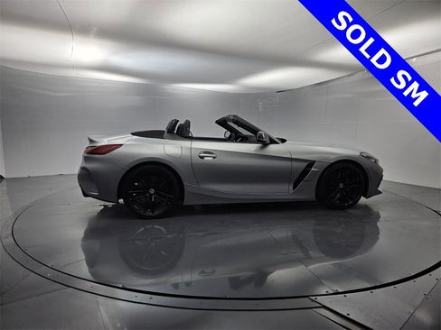Certified 2022 BMW Z4 M40i w/ Premium Package image 12