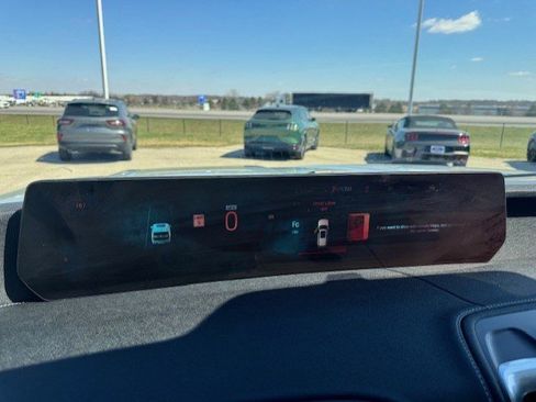 Used 2025 Ford Expedition Max Platinum image 19