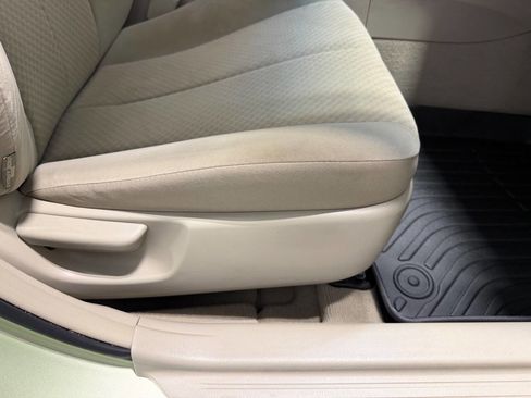 Used 2007 Toyota Camry Hybrid image 11