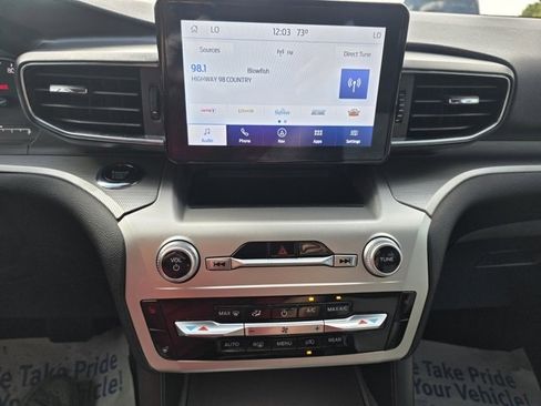 Used 2022 Ford Explorer XLT w/ Equipment Group 202A image 20