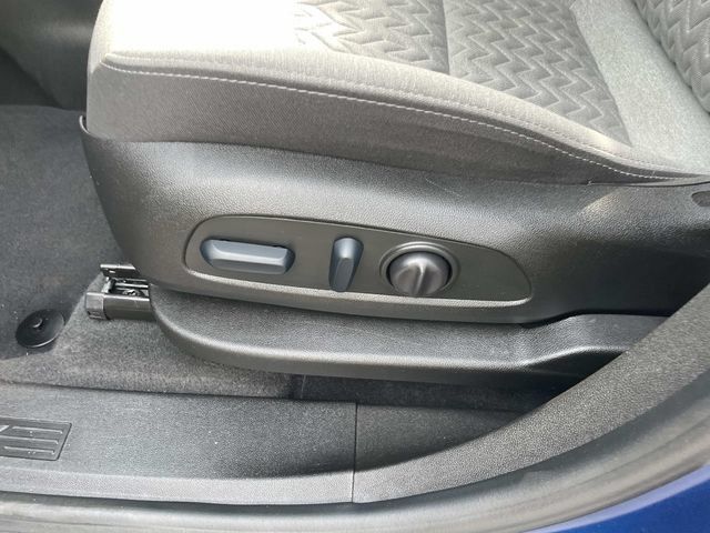 Used 2022 Chevrolet Equinox LT AWD/4WD image 24