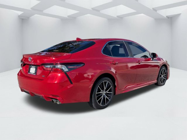 Used 2021 Toyota Camry SE w/ Convenience Package FWD image 5
