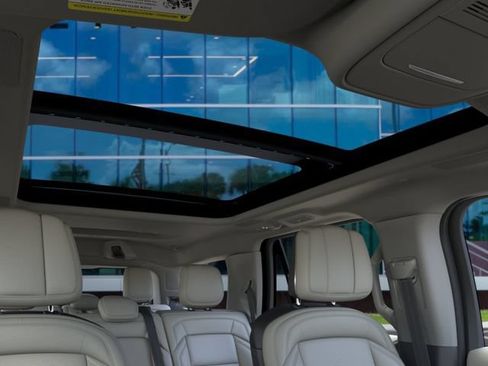 New 2026 Lincoln Navigator Reserve AWD/4WD image 22