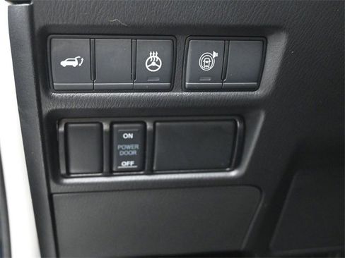 Certified 2023 Nissan Armada SL w/ Captain's Chairs Package image 20