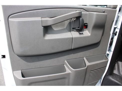 New 2025 Chevrolet Express 2500 w/ Driver Convenience Package image 9