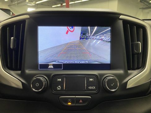 Used 2024 GMC Terrain SLT image 36