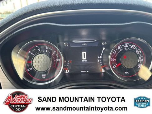 Used 2018 Dodge Challenger SXT image 15