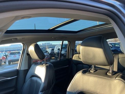 Used 2022 Jeep Grand Cherokee Limited 4xe image 13