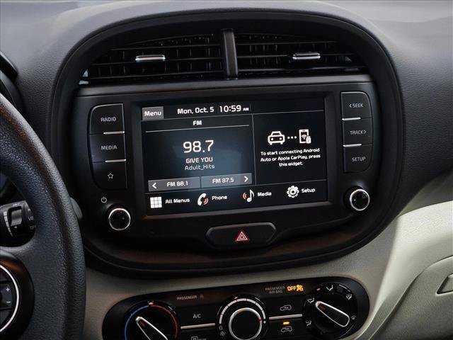 Used 2025 Kia Soul LX FWD image 22