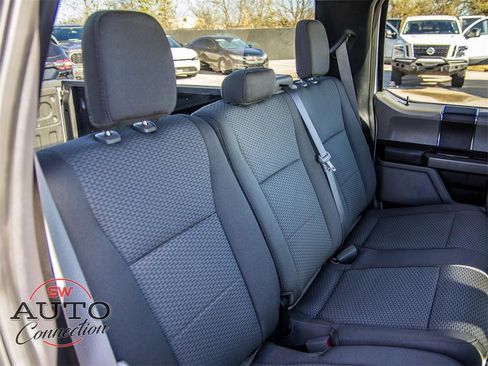 Used 2020 Ford F150 XLT image 22