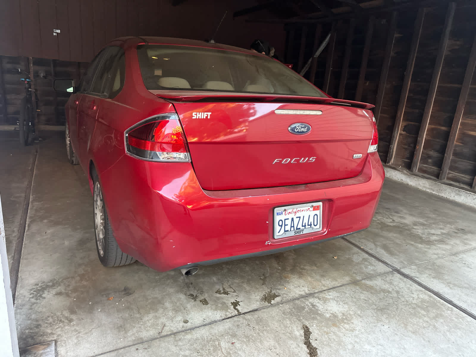 Used 2010 Ford Focus SES FWD image 3