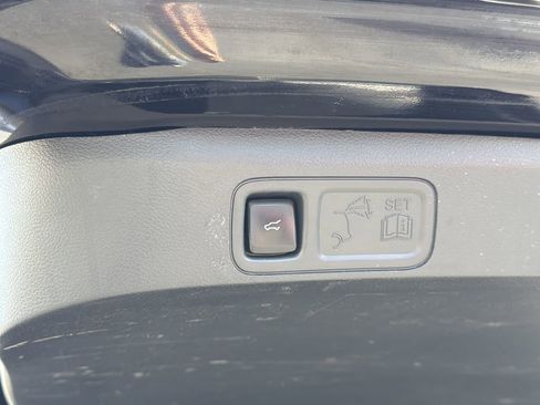 Used 2024 Lincoln Navigator Reserve image 23