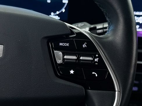 Certified 2023 Kia Niro Wind FWD image 34