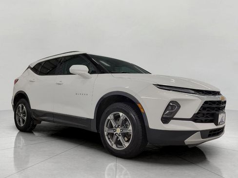 Used 2024 Chevrolet Blazer LT w/ Convenience Package image 1