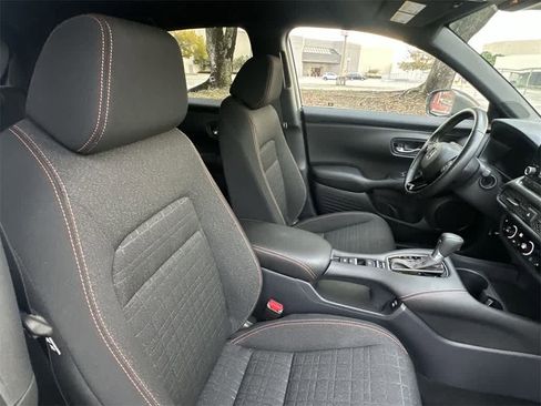 Used 2025 Honda HR-V Sport image 27