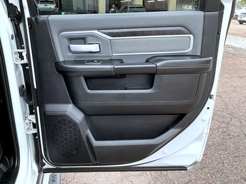 Certified 2023 RAM 2500 Big Horn w/ Level 1 Equipment Group image 19