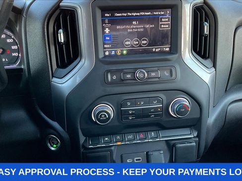 Used 2022 Chevrolet Silverado 1500 Custom AWD/4WD image 19