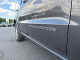 Used 2020 Jeep Grand Cherokee Overland image 5