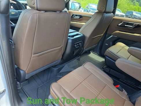 New 2026 Chevrolet Tahoe High Country w/ Sun And Tow Package AWD/4WD image 24